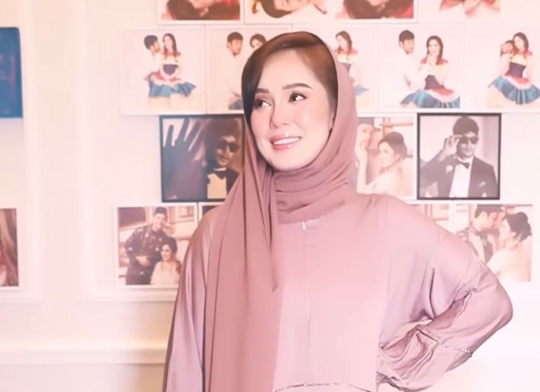 As seen on : Uqasha Senrose