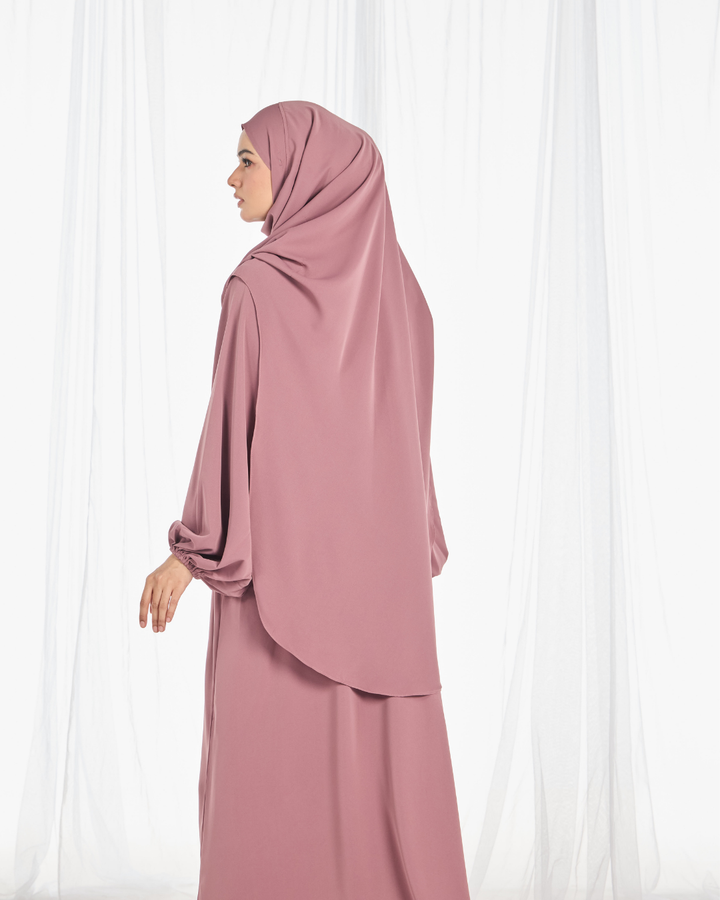 Warda Khimar Umrah Set in Dusty Rose