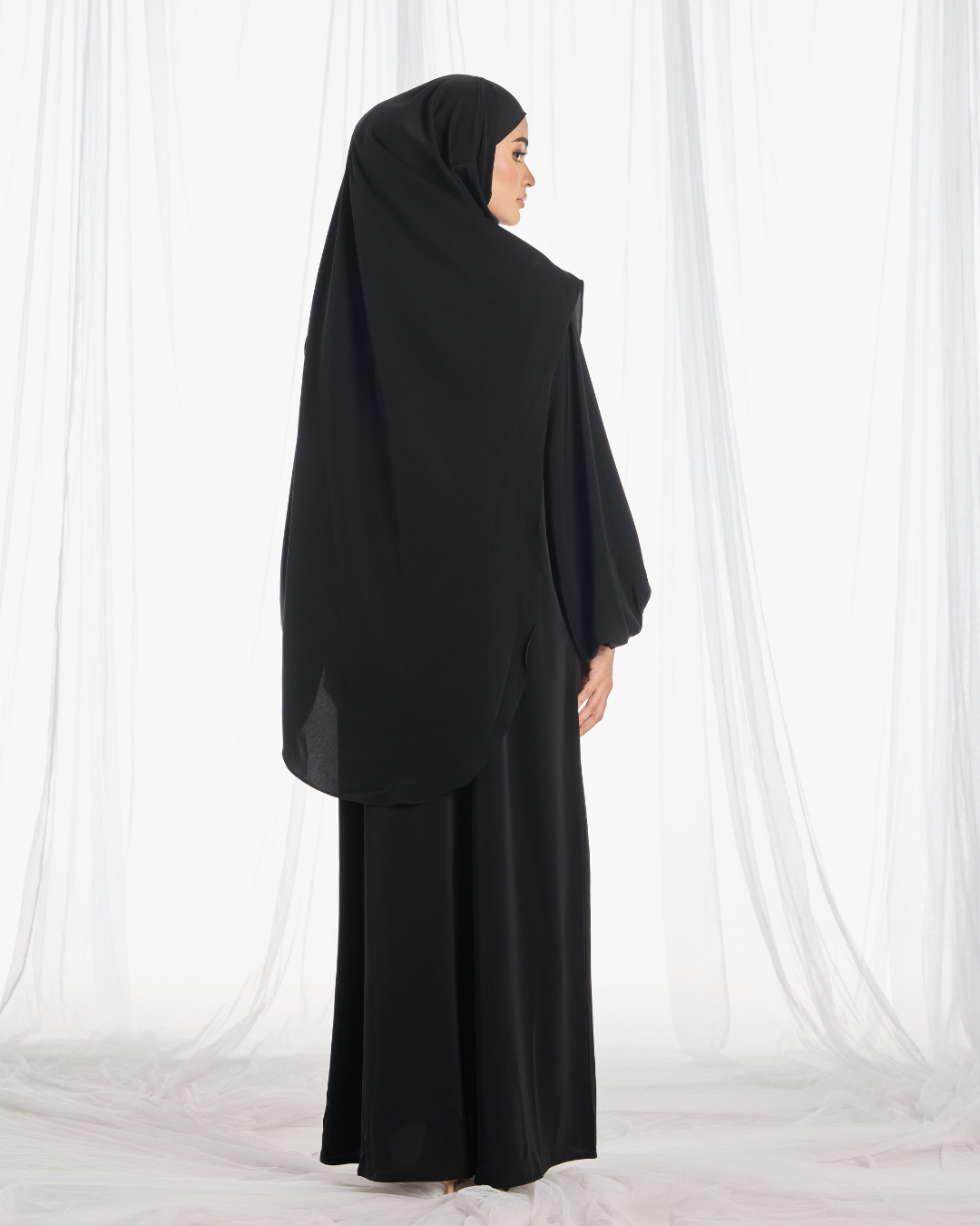 Warda Khimar Umrah Set in Black