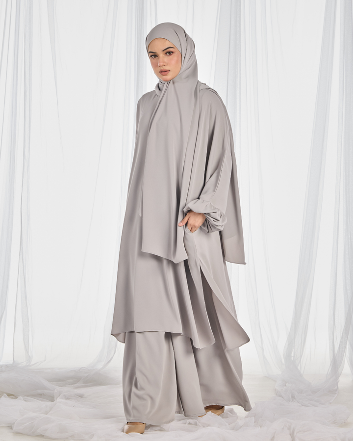 Hajar Pantsuit in Silver