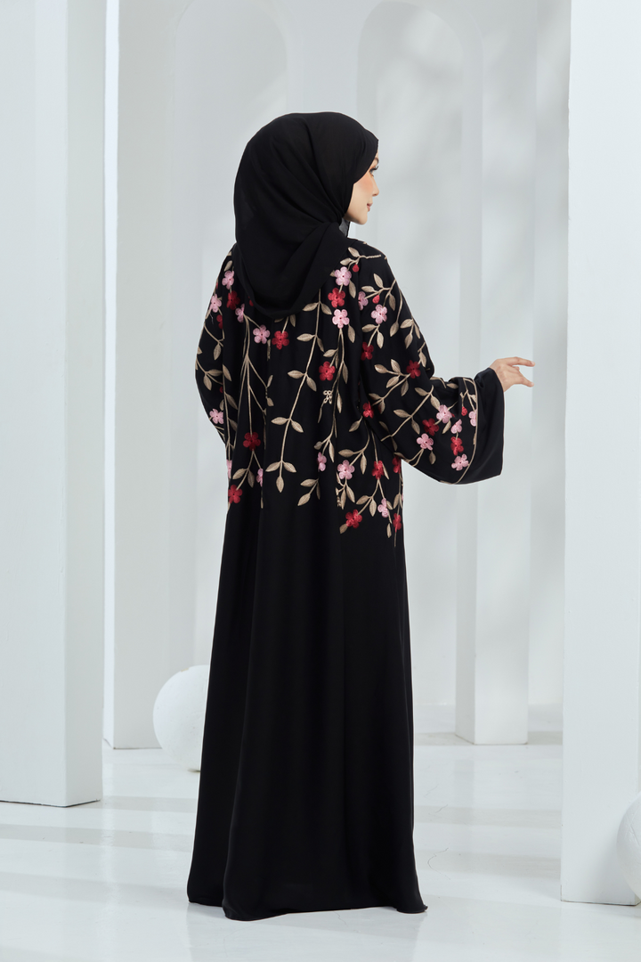 Jazlyn Abaya