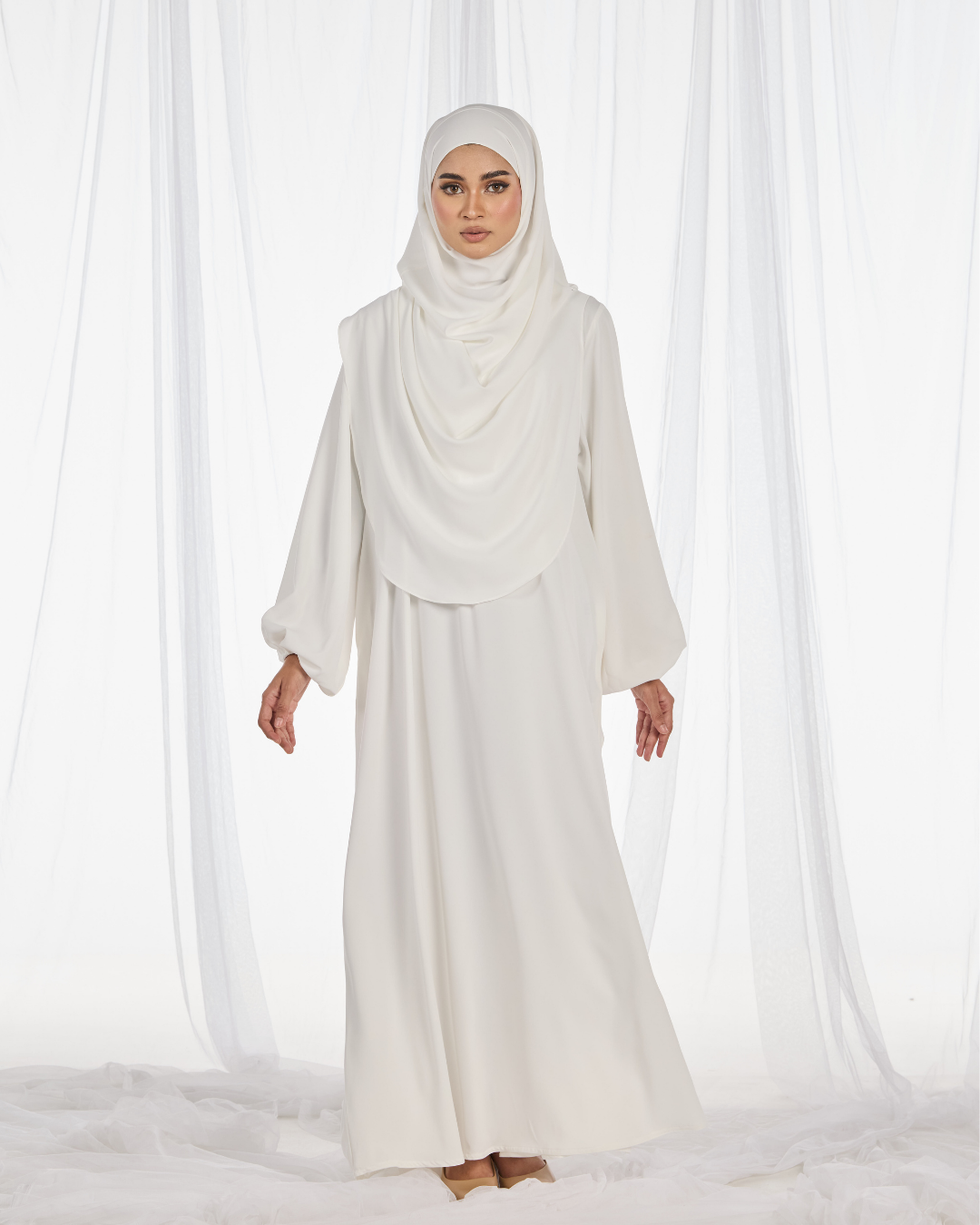 PO : Warda Khimar Set in White